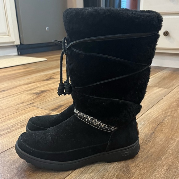 Ugg tall boot - Picture 14 of 14